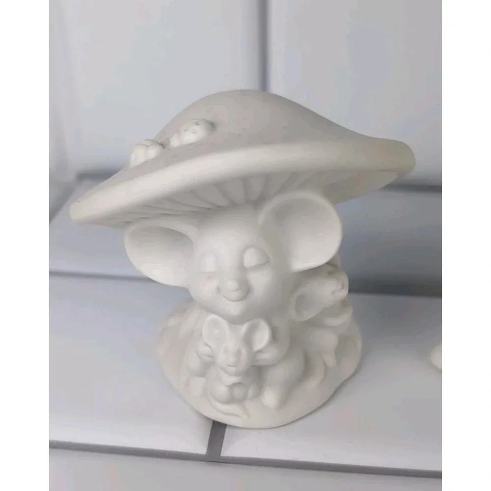 Hallmark Lot Of 3 Vintage Figurines Bunny, Mouse, & Mice Under A Mushroom Bisque